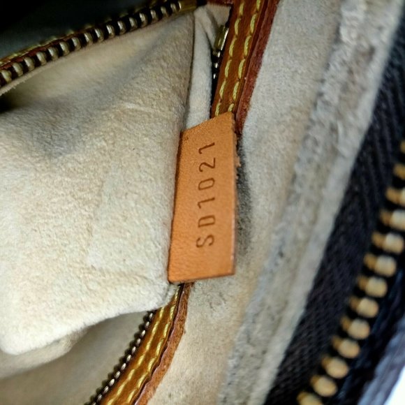 authentic Louis Vuitton Shoulder Bag Looping MM - Picture 10 of 14